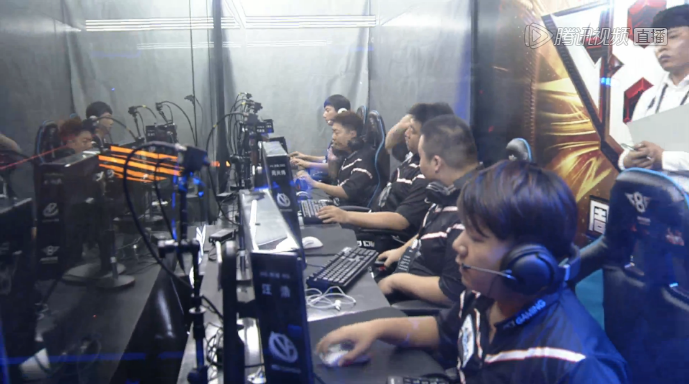 WE惜败TT！老将Xiye喜提里程碑！成就LPL第十人！