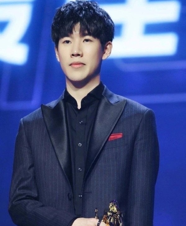 LPL第四周最佳选手及新秀：Ruler获MVP，milkyway斩获最佳新秀