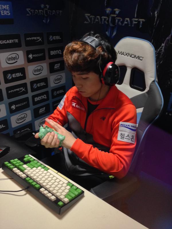 什么是牛牛中的“没牛”防御？拿到最烂牌时如何最小化被翻倍的损失。（牛牛“无牛”防守指南：最差牌局如何将翻倍损失降至最低）