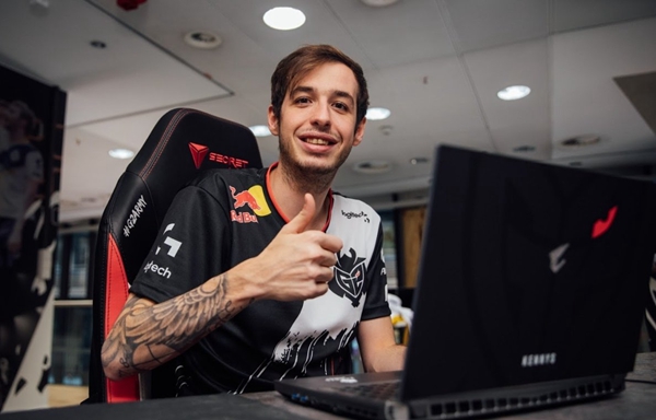 电竞比分网：英雄联盟S10 8强赛LPL内战！SN 3：1击败JDG晋级